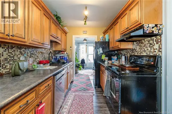 11 Deer Park, Oromocto, NB E2V1J2