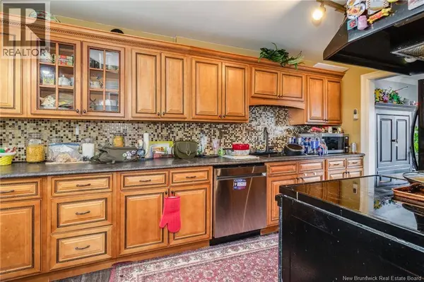 11 Deer Park, Oromocto, NB E2V1J2