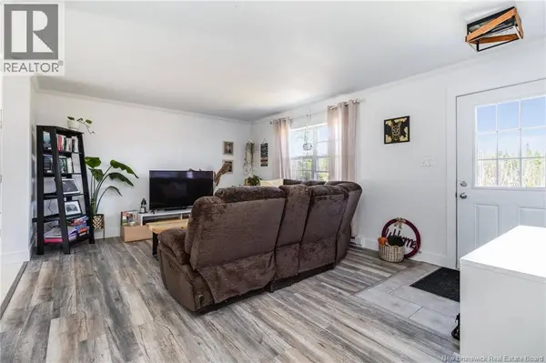 35 Honeywood Drive, Waasis, NB E3B8Z9