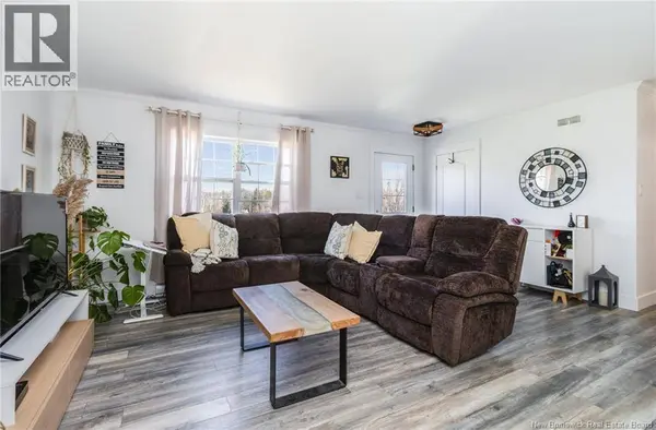 35 Honeywood Drive, Waasis, NB E3B8Z9