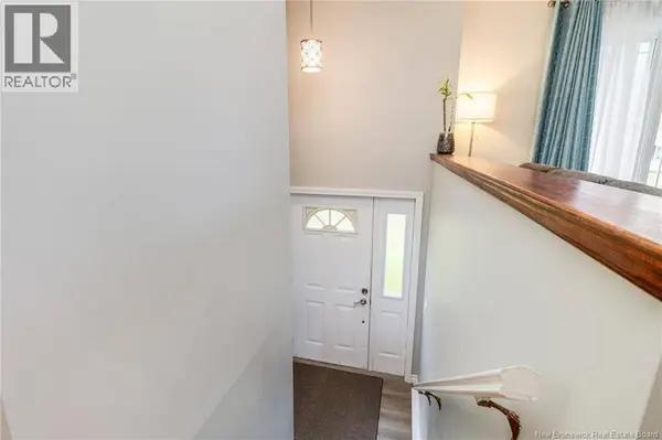 24 Bradley Ave, New Maryland, NB E3C1C4