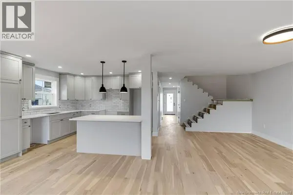 5 Brizley Street, Oromocto, NB E2V4R1