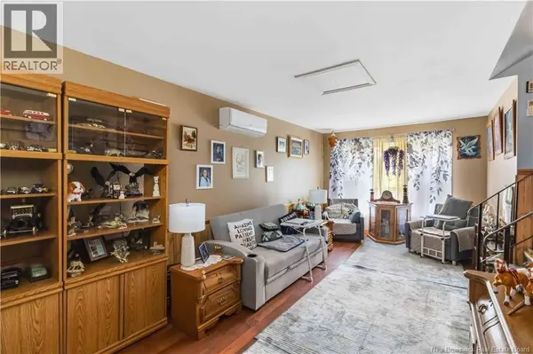 642 Maclaren Avenue, Fredericton, NB E3A3L2