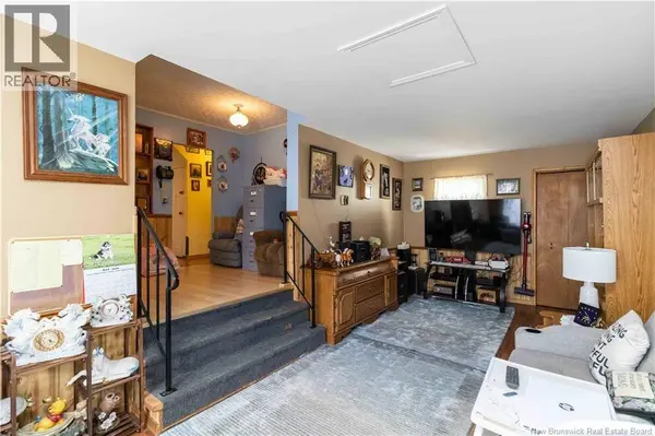 642 Maclaren Avenue, Fredericton, NB E3A3L2