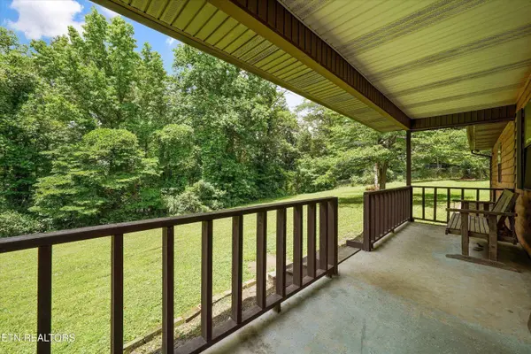 349 Fairchild St, Harriman, TN 37748