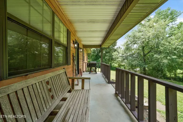 349 Fairchild St, Harriman, TN 37748