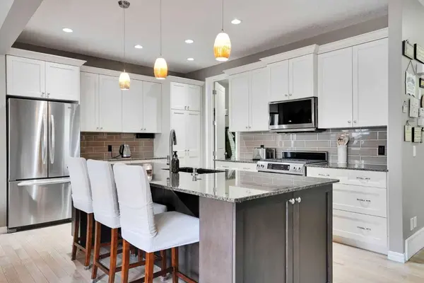 109 Cranleigh PL SE, Calgary, AB T3M 0N5