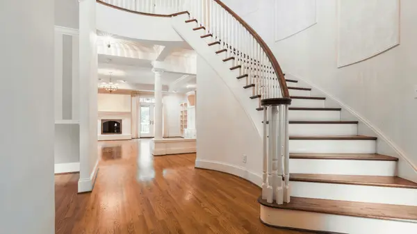 What Should Sellers Do If Their Home Isn’t Getting Showings?,Delisa Lapinsky