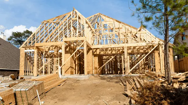 How Do Sellers Compete With New Construction?,Delisa Lapinsky
