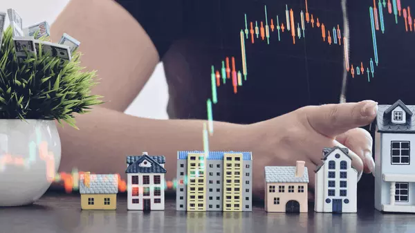  What Does It Mean to Buy in a Buyer’s Market?