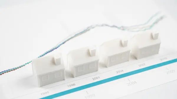 Why Buyers Should Look at Resale History Before Making an Offer,Delisa Lapinsky