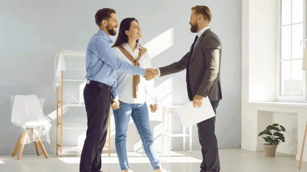 Why Buyers Should Care About Natural Light More Than Square Footage,Delisa Lapinsky