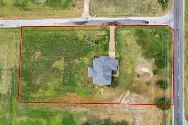 101 Cheyenne Trail, Trenton, TX 75490