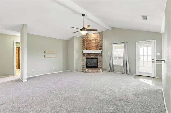 101 Cheyenne Trail, Trenton, TX 75490