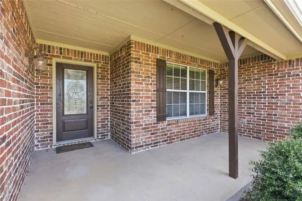101 Cheyenne Trail, Trenton, TX 75490