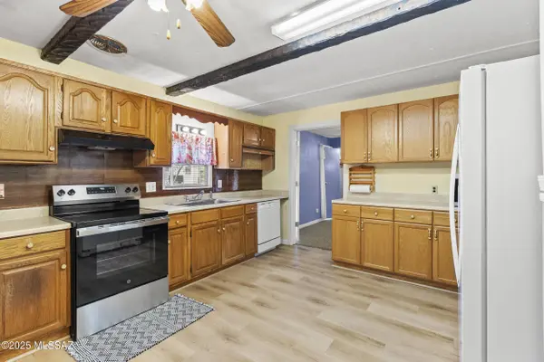 6001 W Flying M Street, Tucson, AZ 85713