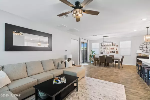 13149 E Iron Chief Drive, Tucson, AZ 85747