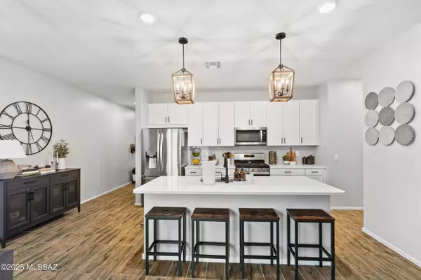 13149 E Iron Chief Drive, Tucson, AZ 85747