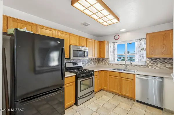 6022 E 25th Street, Tucson, AZ 85711