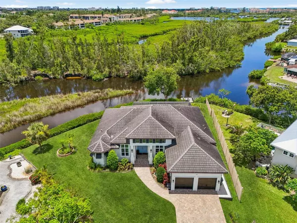 609 COLONIAL BAY DR, Nokomis, FL 34275