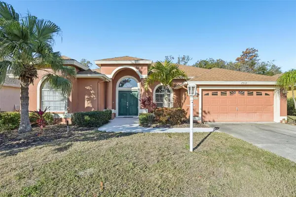 7310 38TH CT E, Sarasota, FL 34243