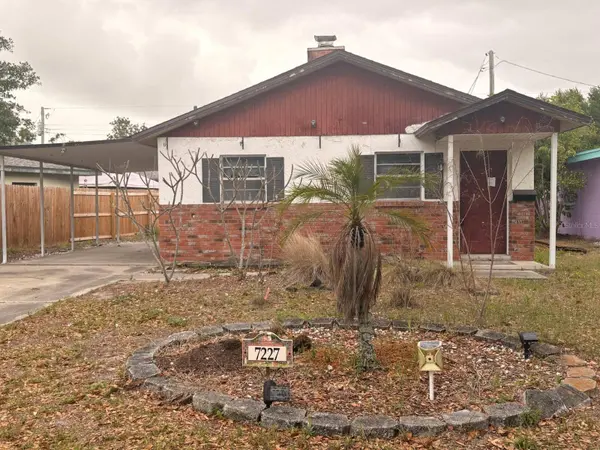 7227 32ND AVE N, St Petersburg, FL 33710