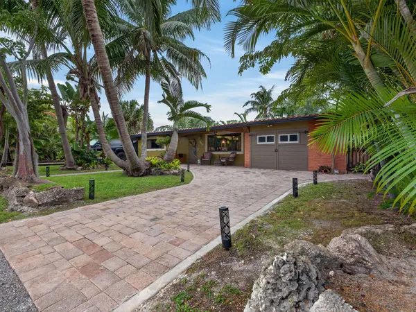 949 NE 25th AVE, Pompano Beach, FL 33062
