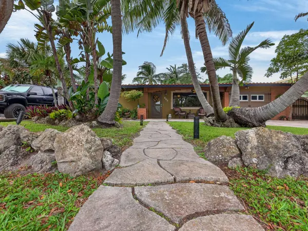 949 NE 25th AVE, Pompano Beach, FL 33062