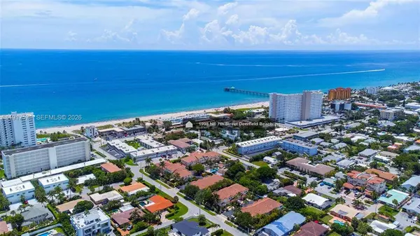 1998 NE 7th St #104, Deerfield Beach, FL 33441-3712