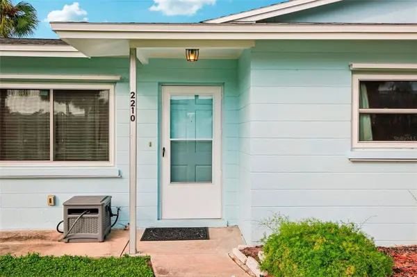2210 GENTIAN RD, Venice, FL 34293