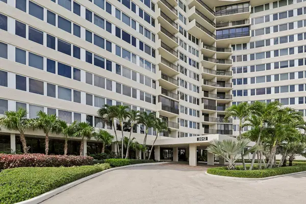 3912 S Ocean BLVD #704
