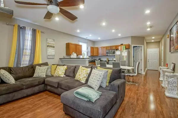 4313 RAYNE DR, New Orleans, LA 70122