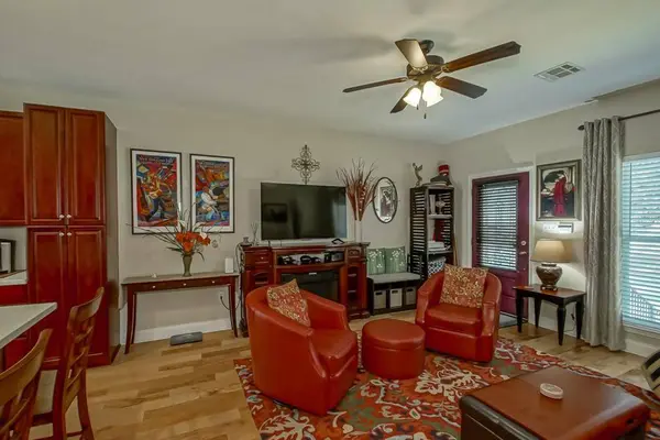 1470 RIVIERA AVE, New Orleans, LA 70122