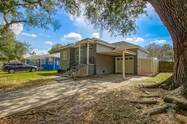 1470 RIVIERA AVE, New Orleans, LA 70122