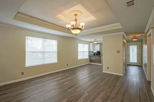 8009 DEVINE AVE, New Orleans, LA 70127