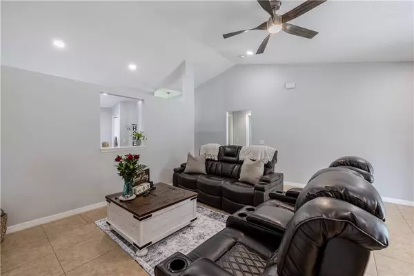 8326 104th CT, Vero Beach, FL 32967