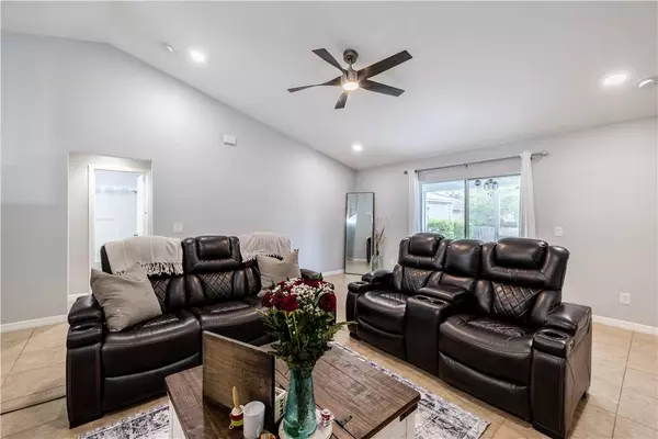 8326 104th CT, Vero Beach, FL 32967