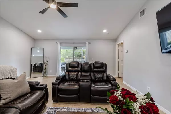 8326 104th CT, Vero Beach, FL 32967