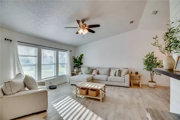 285 11th CT, Vero Beach, FL 32962