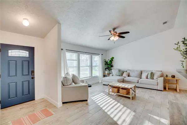 285 11th CT, Vero Beach, FL 32962