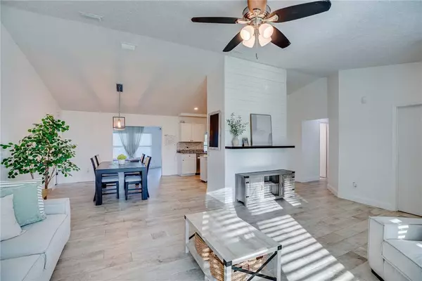 285 11th CT, Vero Beach, FL 32962