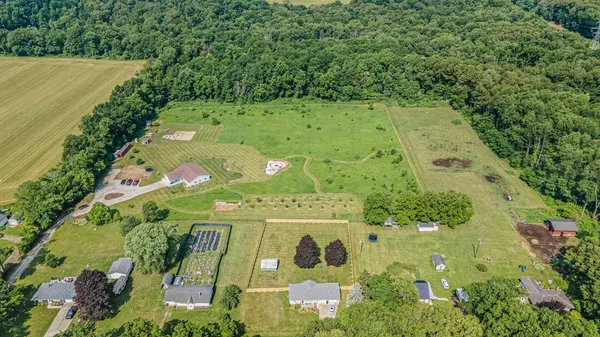 23521 Struwin Road, Battle Creek, MI 49017