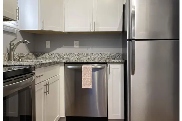 3654 Kenbrooke Court, Kalamazoo, MI 49006