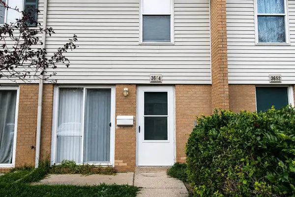 3654 Kenbrooke Court