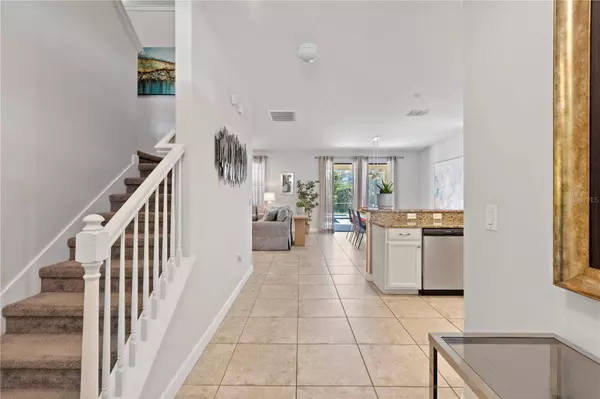 9023 SHADOW MOUNTAIN ST, Davenport, FL 33896