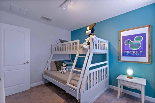 9023 SHADOW MOUNTAIN ST, Davenport, FL 33896