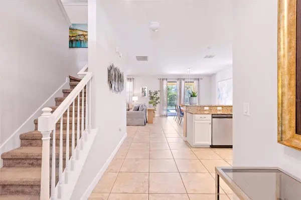 9023 SHADOW MOUNTAIN ST, Davenport, FL 33896