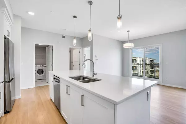 220 Seton GRV SE #3402, Calgary, AB T3M 3T1