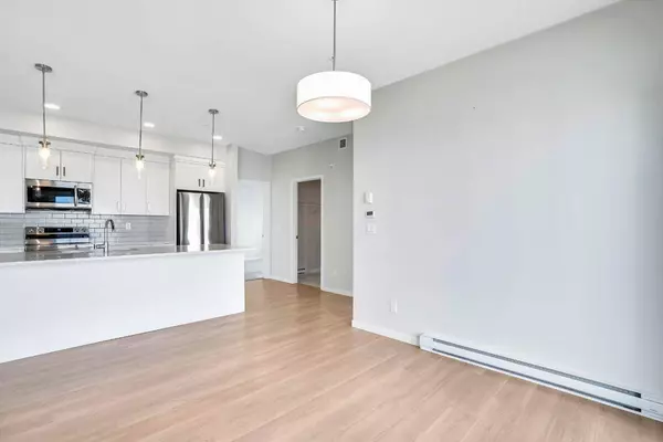 220 Seton GRV SE #3402, Calgary, AB T3M 3T1