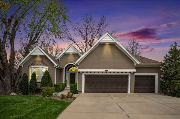 7504 W 149th ST, Overland Park, KS 66223